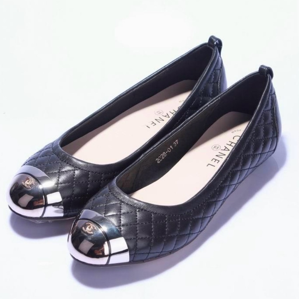 Chanel ballet flat